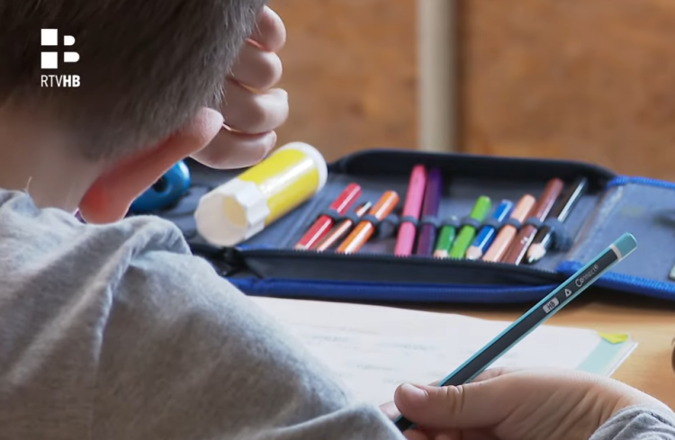 U Mostaru se među roditeljima šire upozorenja o pokušajima vrbovanja djece