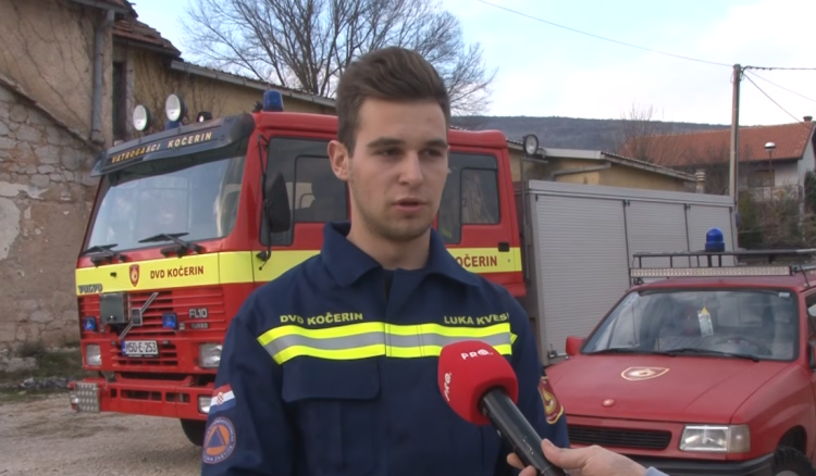 (VIDEO) Široki Brijeg: Trojica vatrogasaca DVD Kočerin poklonili vozilo svom društvu