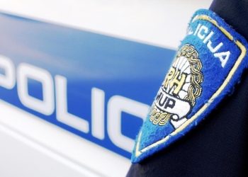 Zagrebačka srednja škola evakuirana nakon prijetnje elektroničkom poštom