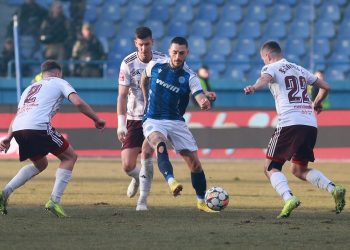 Željezničar i Sarajevo remizirali uz nezapamćene promašaje na Grbavici