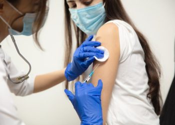 Epidemija gripe u FBiH: Preminulo 11 osoba, stručnjaci upozoravaju na rizike i komplikacije