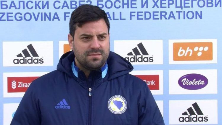 Izbornik Kvesić: Utjecali su kartoni i penal, ali borili smo se do kraja