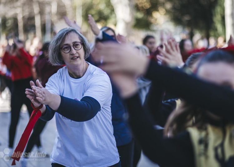 (FOTO) Mostar ustao protiv nasilja: Održana akcija “One Billion Rising”