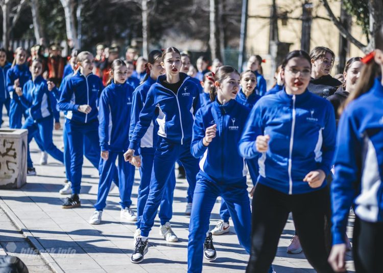(FOTO) Mostar ustao protiv nasilja: Održana akcija “One Billion Rising”