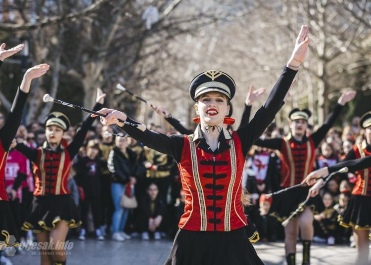(FOTO) Mostar ustao protiv nasilja: Održana akcija “One Billion Rising”