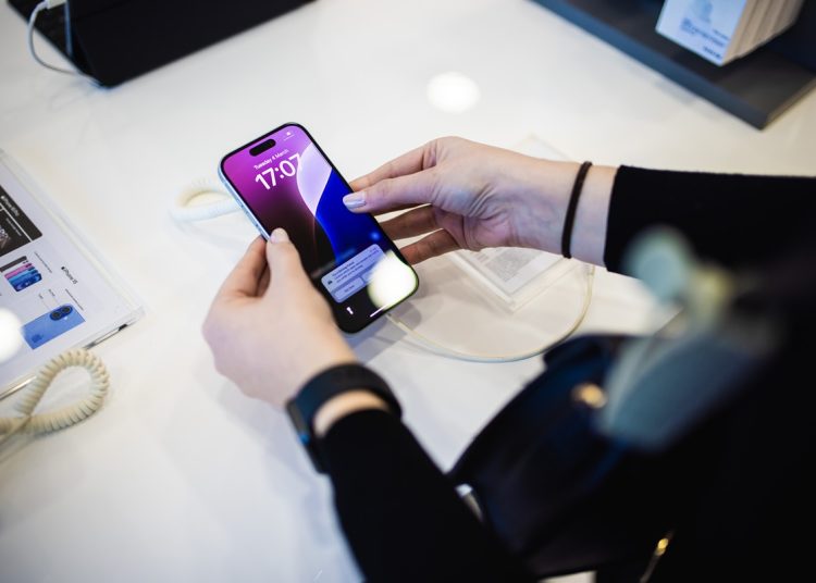 IQ MOBILE u Širokom Brijegu otvorio novo upravno sjedište i ekskluzivni shop