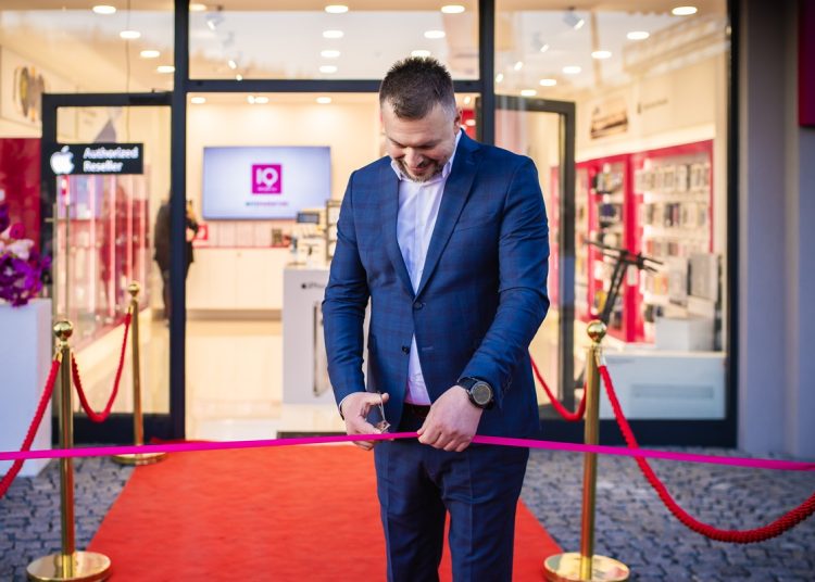 IQ MOBILE u Širokom Brijegu otvorio novo upravno sjedište i ekskluzivni shop
