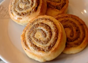 Recept za slatke ružice, tradicionalni hercegovački kolač pun topline