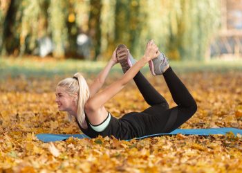 Evo zašto biste trebali istezati tijelo odmah nakon buđenja?
