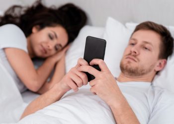 Žena otkrila suprugovu prevaru putem baby monitora