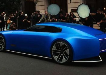 (VIDEO) Novi Jaguar viđen na ulicama Pariza