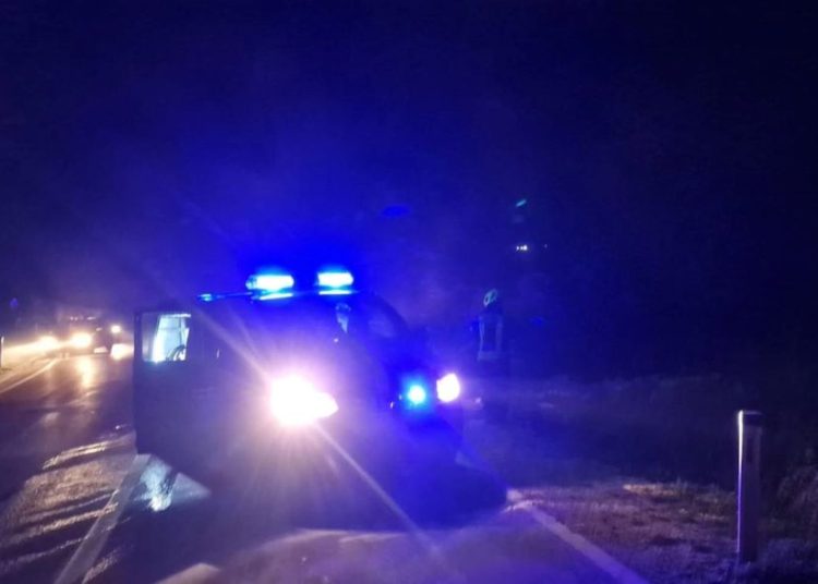 Požar na automobilu u Međinama, intervenirali vatrogasci