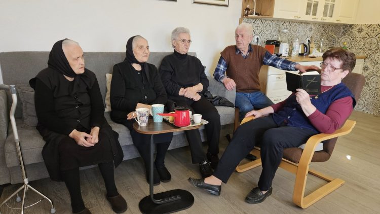 (VIDEO) Gospin plač u Širića Brigu: Bake i dedo ponovno pjevali u čast tradicije