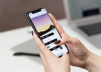 Apple doživljava povijesnu blamažu, razvoj asistenta Siri zakazao