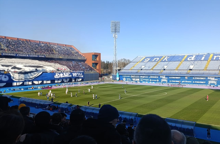 Dinamo i Hajduk podijelili bodove u ludom derbiju na Maksimiru