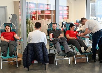 Djelatnici šest tvrtki iz ŽZH darovali 102 doze krvi
