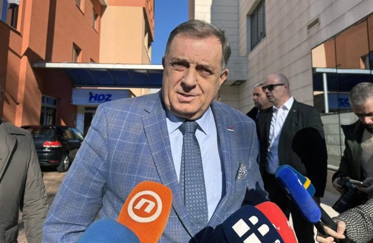 Dodik helikopterom došao u Mostar na sastanak s Čovićem