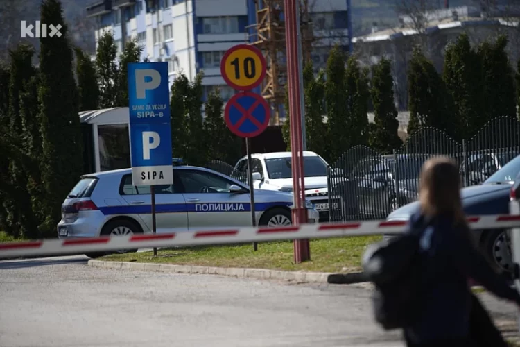 Zaposlenici SIPA-e u Banja Luci napustili zgradu, MUP RS-a preuzima objekat