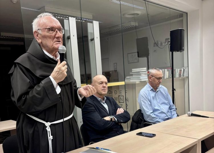 Široki Brijeg: Igor Vukić predstavio novu knjigu o Jasenovcu
