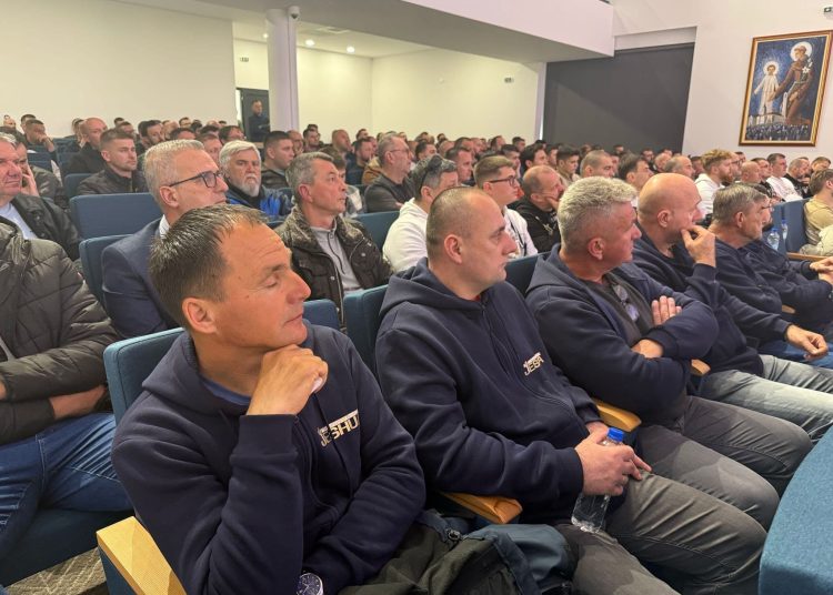 Foto: Franjevački samostan i Župa sv. Ante Padovanskog Humac