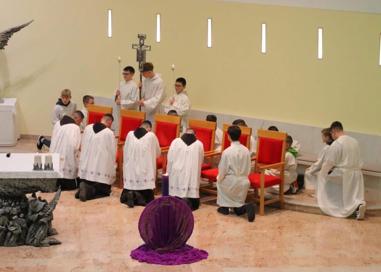 Foto: Franjevački samostan i Župa sv. Ante Padovanskog Humac