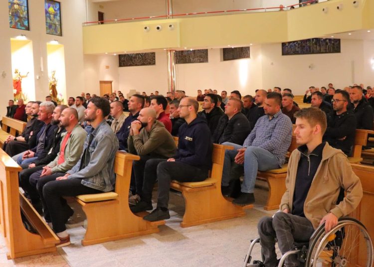 Foto: Franjevački samostan i Župa sv. Ante Padovanskog Humac