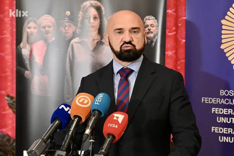 Ramo Isak: Rasulo u Dodikovim redovima, bit će uhićen