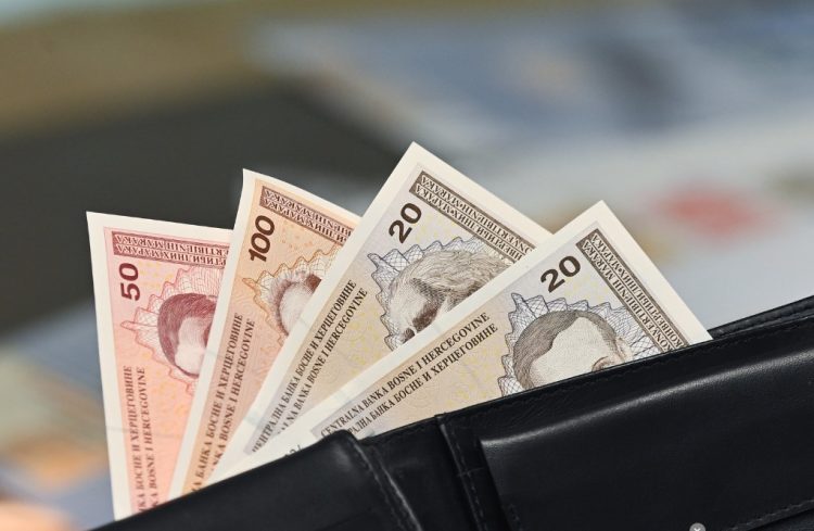 Umirovljenici u FBiH u petak će dobiti svoje mirovine