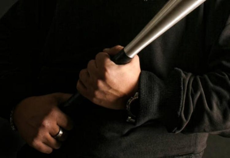 Navijački obračun u Mostaru: Muškarac brutalno pretučen u stanu