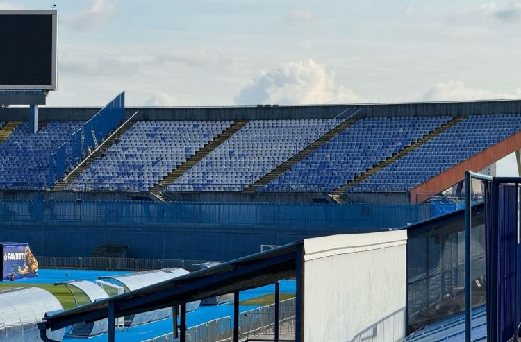 Dinamo morao maknuti ogradu koju je jučer postavio za Torcidu