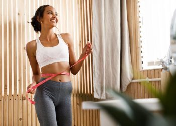 Stavite ove 4 namirnice  u jutarnju kavu i kilogrami će se istopiti