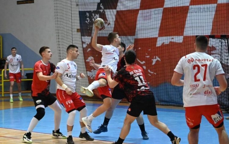 Izvižač s mladim snagama uvjerljiv protiv Čelik Juniora
