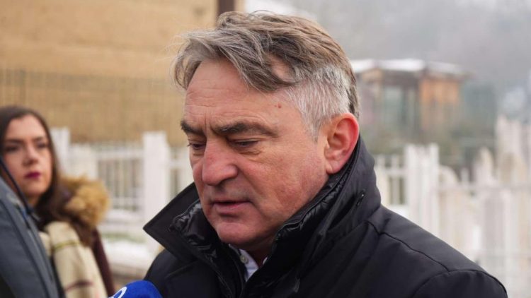 Kaznena prijava protiv Komšića zbog odavanja počasti Alagiću i zloupotrebe vojske