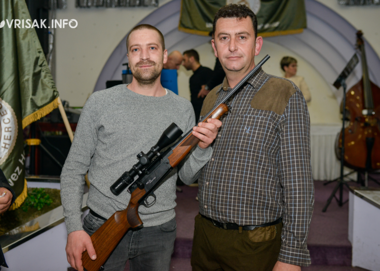 Foto: Vrisak.info / I. Kero - Lovačka večer u Mostaru