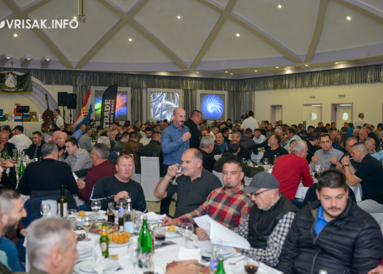 Foto: Vrisak.info / I. Kero - Lovačka večer u Mostaru