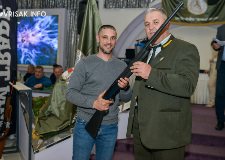 Foto: Vrisak.info / I. Kero - Lovačka večer u Mostaru