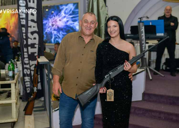 Foto: Vrisak.info / I. Kero - Lovačka večer u Mostaru