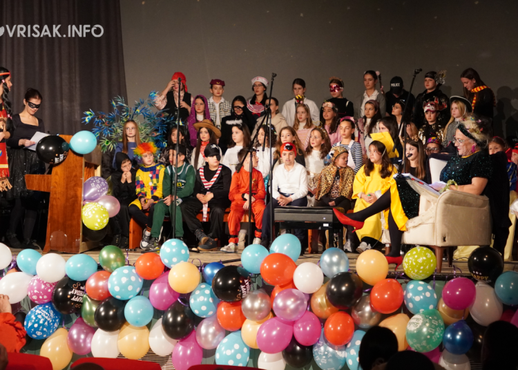 Glazbena škola Široki Brijeg održala ‘Koncert pod maskama’