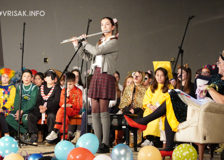 Glazbena škola Široki Brijeg održala ‘Koncert pod maskama’