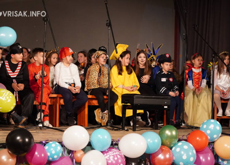 Glazbena škola Široki Brijeg održala ‘Koncert pod maskama’