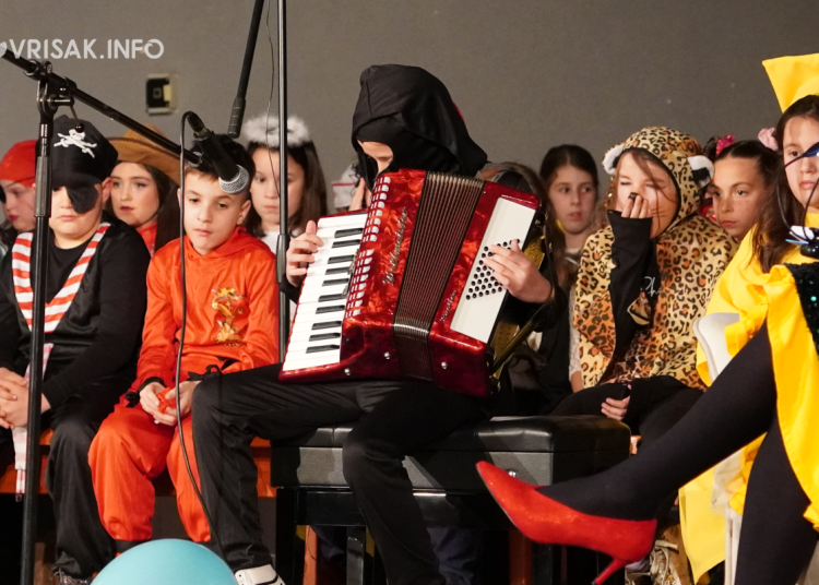 Glazbena škola Široki Brijeg održala ‘Koncert pod maskama’