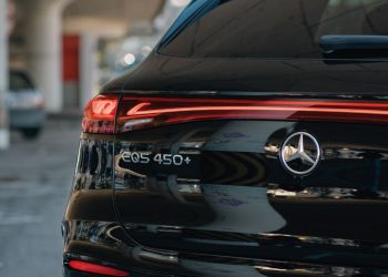 Mercedes dobio odobrenje za testiranje posebnih svjetala