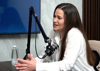 Mostarka svake godine na godišnji odmor ide u Afriku