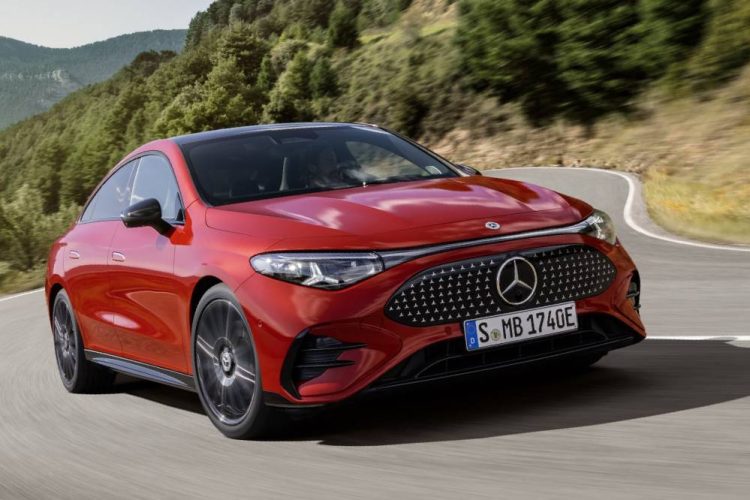 Mercedes “ukida” A-Klasu, a uvodi baby G-Klasu