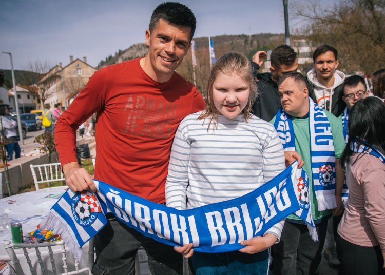 NK Široki Brijeg iznenadio djecu s Down sindromom