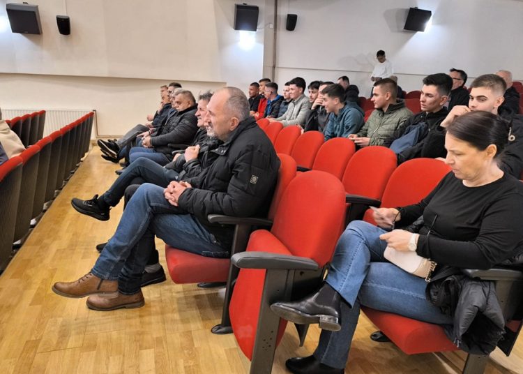 Posušje: Predstavljena nova knjiga Igora Vukića