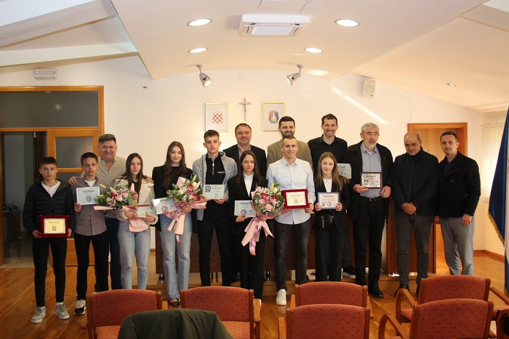 Posušje: Uručena godišnja priznanja najboljim sportašima