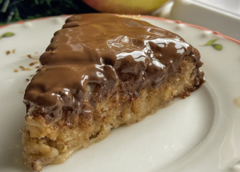 Recept za posni kolač s grizom i jabukama: Nestane brže nego što se ohladi