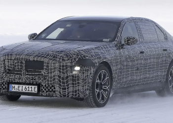 Redizajnirani BMW Serije 7 mogao bi se oprostiti od ogromne maske