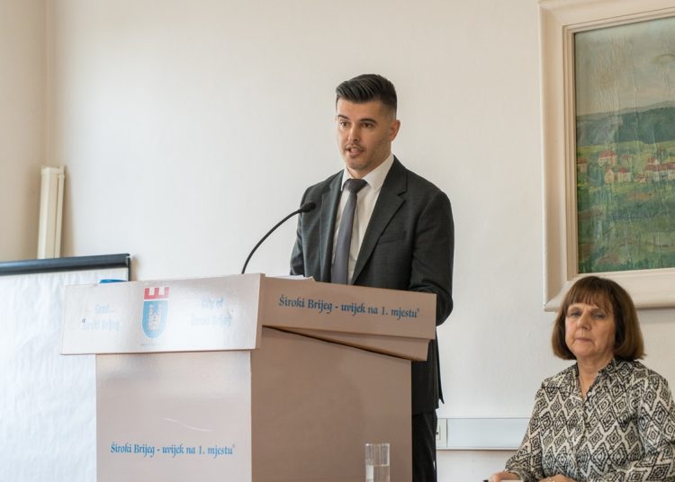 Foto: Grad Široki Brijeg